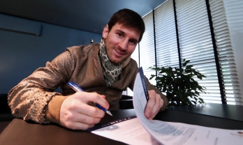 Tin chuyển nhượng tối 2/3: Rời PSG, Messi kí hợp đồng lịch sử, MU có tân binh lạ?