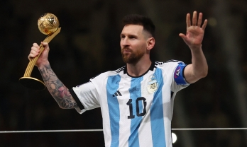 Nhận bầu chọn áp đảo, Messi trở thành 'tổng thống trong lòng' NHM Argentina