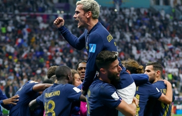
                ĐT Pháp triệu tập đội hình: Vắng Pogba, Kante
            