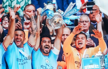 
                Nhận trăm triệu euro, người hùng của Man City có thể làm đồng đội của Benzema
            