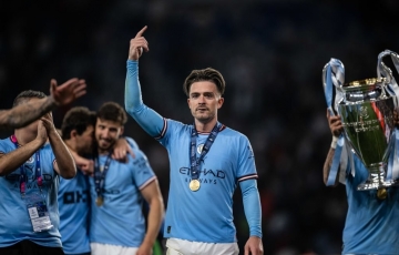 
                Rơi nước mắt khi vô địch, Grealish khẳng định 1 điều về Pep
            
