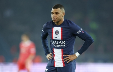 
                Giữa tin đồn rời PSG, Mbappe chính thức nói điều đáng chú ý về tương lai
            
