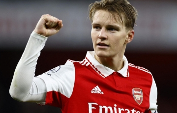 
                PSG nhắm tới đội trưởng của Arsenal
            
