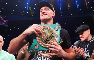 
                UFC vào cuộc, ngày Tyson Fury đấu Jon Jones đến gần
            