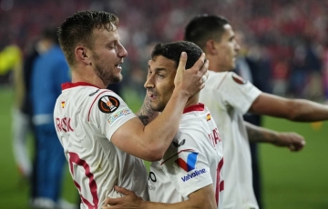 
                Sevilla đánh bại Juventus, hẹn Roma ở chung kết Europa League
            