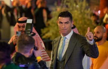 
                Tin chuyển nhượng 24/5: Chốt rời Al Nassr, Ronaldo chọn luôn bến đỗ Ngoại hạng Anh
            