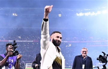 Thay thế Benzema, Real Madrid chiêu mộ luôn tiền đạo lừng danh châu Âu