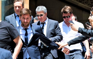 
                Nghe lời bố, Messi chốt gia nhập bến đỗ tiếp theo của sự nghiệp?
            