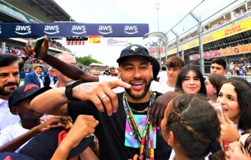 
                Chia tay PSG, Neymar sẽ gia nhập bến đỗ không thể ngờ tới?
            