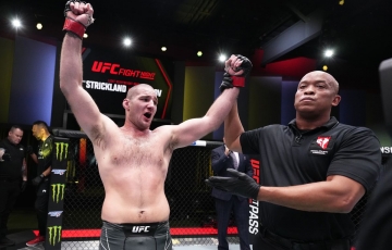 
                Sean Strickland gọi tên Israel Adesanya, sẵn sàng giành đai vô địch UFC hạng trung
            