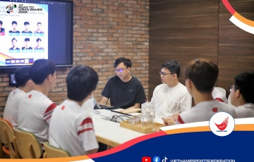 
                Tuyển LMHT Việt Nam phải hoãn thi đấu do thiếu VISA?
            