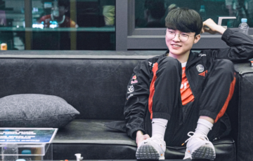 
                Trực tiếp LCK hôm nay 30/06: KT vs NS, T1 vs DK
            