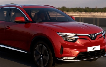 Giá xe VinFast VF 8 tháng 07/2023: TSKT & đánh giá chi tiết