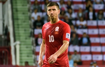 
                ĐKVĐ Việt Nam chiêu mộ thủ quân đội tuyển hạng 96 FIFA
            