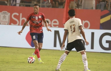 Đội Indonesia bị AFC phạt nặng trong trận đấu với CAHN