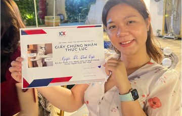 Gặp gỡ Ulight Tuyền Ú - Cô giáo trẻ dạy tiếng Anh triệu views trên TikTok thu hút giới trẻ