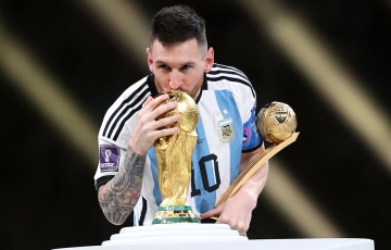 Vượt Mbappe, Messi tạo nên kỳ tích chưa từng có khi giành giải ‘Oscar thể thao’