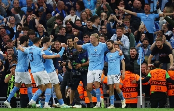 
                Guardiola tiết lộ ‘bí kíp’ giúp Man City thắng đậm Real Madrid, ngợi ca 2 cái tên
            