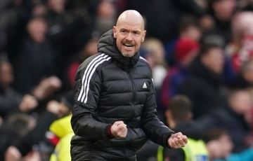 
                MU đánh bại Fulham, Erik Ten Hag cân bằng kỷ lục vĩ đại của Sir Alex Ferguson
            