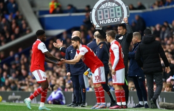 
                Tin chuyển nhượng 9/6: MU nguy cơ mất bom tấn, Arsenal chia tay tân binh mùa đông
            
