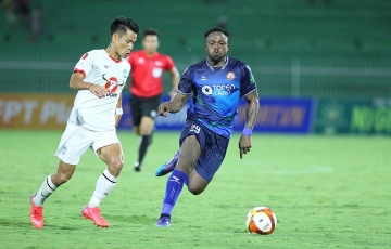 
                Xem nhiều trận V.League cùng lúc nhờ tính năng mới trên FPT Play
            