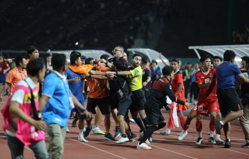 
                Thái Lan và Indonesia đi vào lịch sử theo cách xấu hổ nhất
            