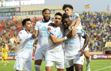 
                V-League 2023 trở lại với những dấu ấn mạnh mẽ
            