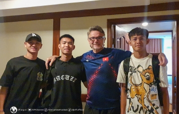 HLV Troussier ghi điểm cực mạnh sát giờ ra quân tại SEA Games 32