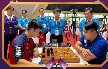 VĐV Campuchia cầu hòa kỳ thủ Việt Nam để giành HCV SEA Games 32