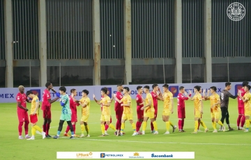 
                Nhóm cầu thủ U23 Việt Nam trở về CLB, tạm chia tay HLV Troussier
            