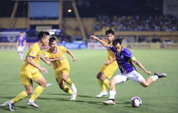 
                Trực tiếp Hà Nội vs SLNA, 17h00 hôm nay 2/7
            