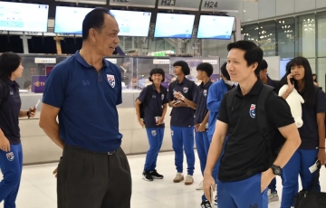 
                HLV U19 nữ Thái Lan tuyên bố vô địch giải đấu Việt Nam tham dự
            