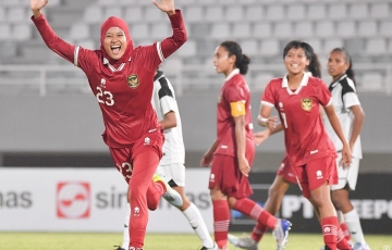 
                Chủ nhà Indonesia thắng đậm, phả hơi nóng lên U19 nữ Việt Nam
            