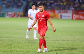 
                HLV CLB CAHN nói gì khi Quang Hải sút trượt luân lưu?
            