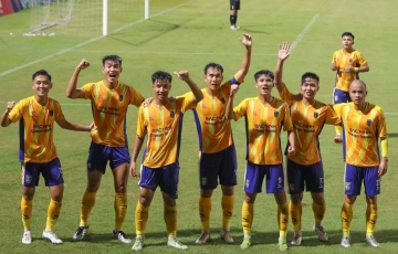 Vừa chia tay cựu HLV U23 Việt Nam, đại gia hạng Nhì thắng đậm 4-1