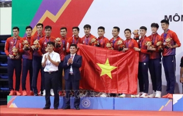 
                Bóng chuyền nam Việt Nam chốt đội hình cuối cùng dự SEA Games 32
            