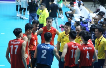 Tử thần ở SEA Games 32 gõ cửa, bóng chuyền nam Việt Nam thành cựu Á quân