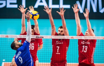 
                Link xem trực tiếp bóng chuyền nam VNL 2023 ngày 7/6: Pháp vs Ba Lan
            