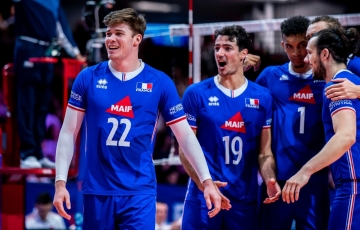 
                Trực tiếp bóng chuyền nam Pháp 1-1 Ba Lan: HCV Olympic thua sốc quân thế giới
            