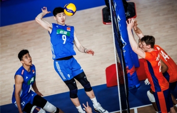 
                Lịch thi đấu bóng chuyền nam VNL 2023 ngày 6/7: Trung Quốc vs Slovenia
            