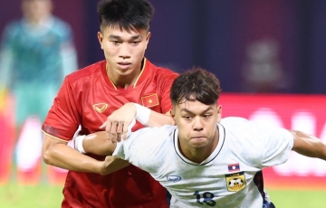 CĐV Lào phản ứng bất ngờ sau trận thua U22 Việt Nam