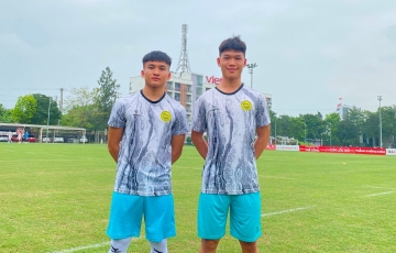 
                2 ngôi sao Việt kiều 18 tuổi sắp trình làng?
            