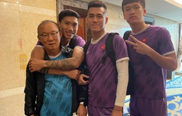 HLV Park Hang Seo trở lại Việt Nam sau SEA Games 32
