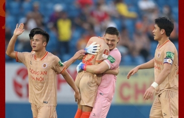 
                Tiền vệ U22 Việt Nam nói gì khi ghi siêu phẩm cho CAHN?
            