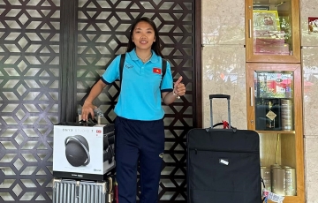 
                Vừa ghi bàn, Huỳnh Như lại gây chú ý trước khi sang Đức thi đấu
            