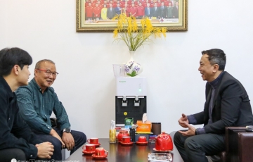 
                Người đại diện xác nhận tương lai của HLV Park Hang Seo với bóng đá ở Việt Nam
            
