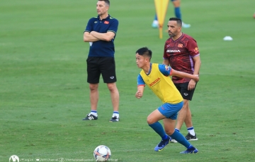 
                VIDEO: Những bước chạy đầu tiên của ngôi sao từ châu Âu cùng U23 Việt Nam
            