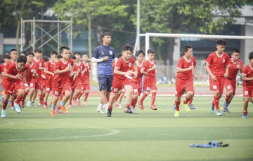 
                CLB Công an Hà Nội truyền cảm hứng cho các cầu thủ nhí
            