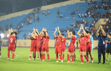 
                ĐT Việt Nam tiếp tục chia tay cầu thủ
            