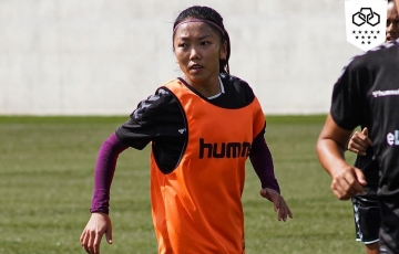 Sắp rời Lank FC, Huỳnh Như gửi thông điệp đặc biệt